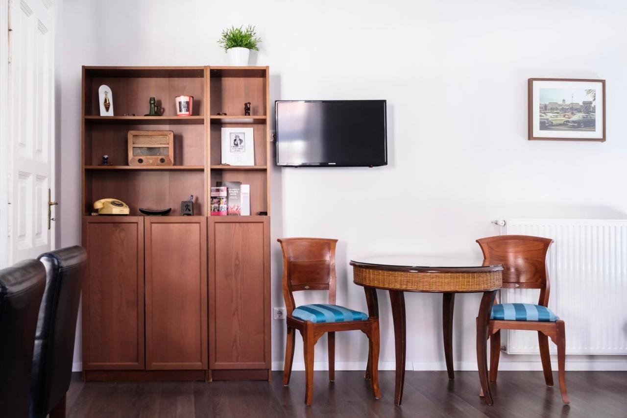 Andrassy Garden Apartment In Center Budapest Luaran gambar