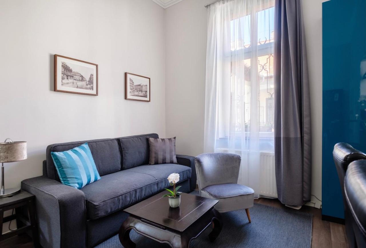 Andrassy Garden Apartment In Center Budapest Luaran gambar